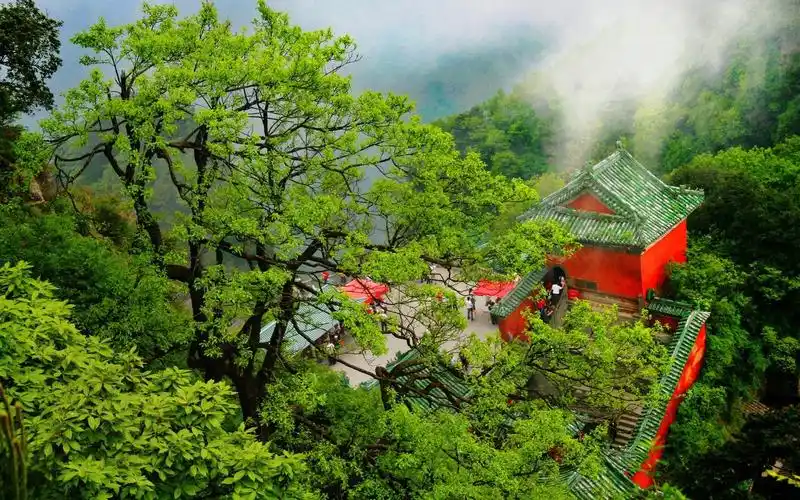 道教圣地武当山风景壁纸1280x1024分辨率查看 (7/7)