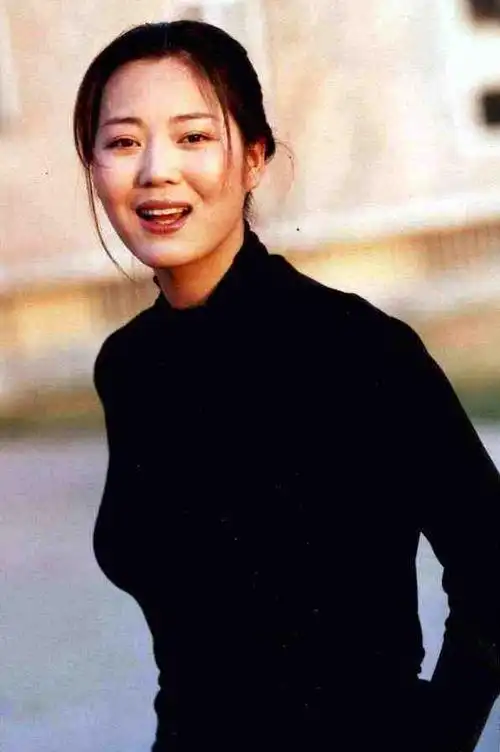 曾经貌美如仙,现在却成"土肥圆",女星胖起来都脱相了|王澜|郝蕾