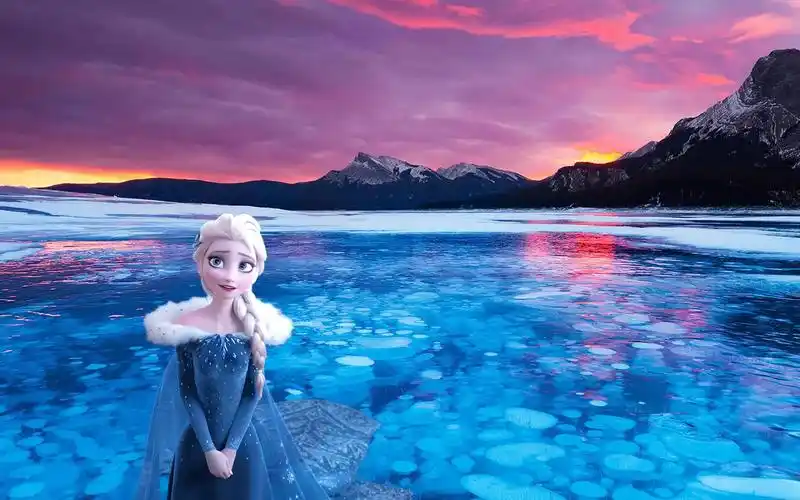 不同时间的艾莎相遇