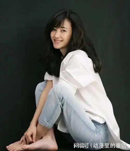 小8岁娇妻相伴至今|王丽坤|钟汉良|冯绍峰|樊少皇|演艺事业_网易订阅