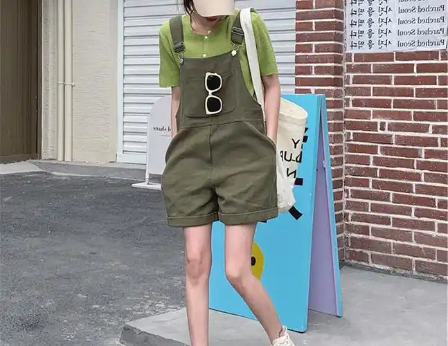 现货实拍~复古工装吊带夏季宽松连体短裤女休闲 - 17网