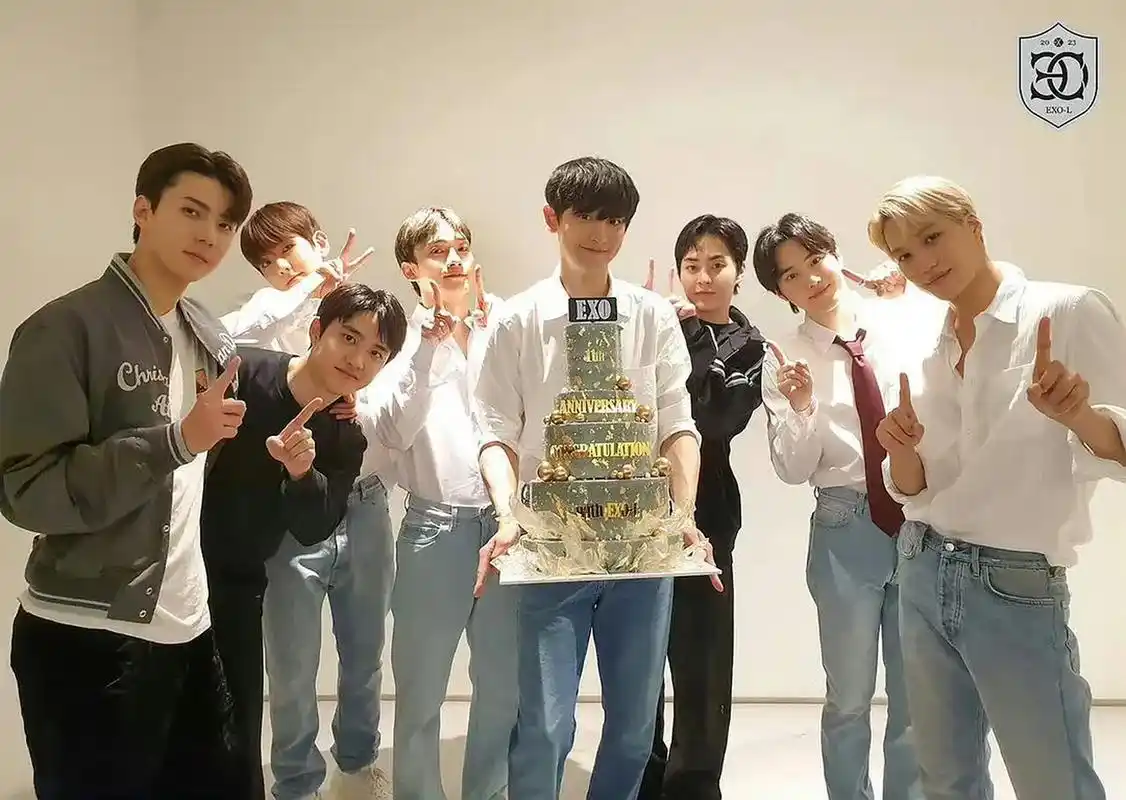 exo晒组合合照,颜值直线下降了