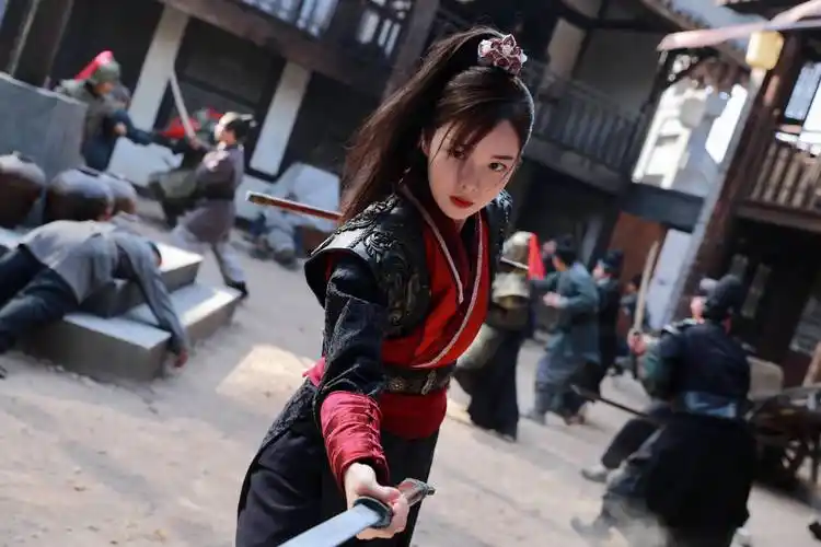 此前,赵尧珂在都市爱情剧《国民老公》 中饰演了骄