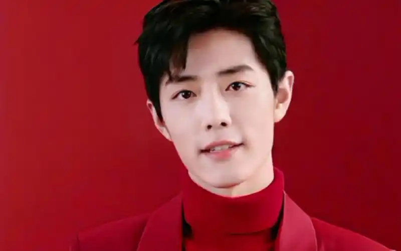 肖战德芙红衣广告图好好看_哔哩哔哩_bilibili