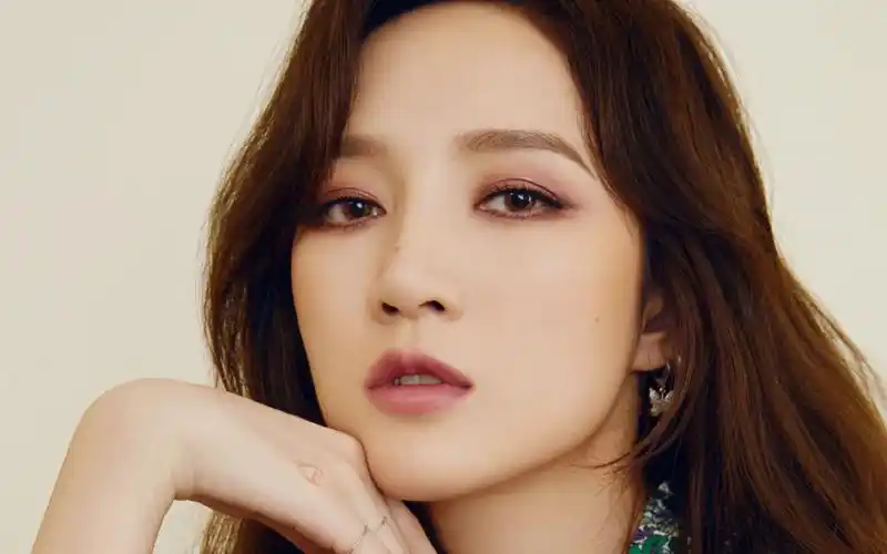 孟佳时尚写真图片桌面壁纸