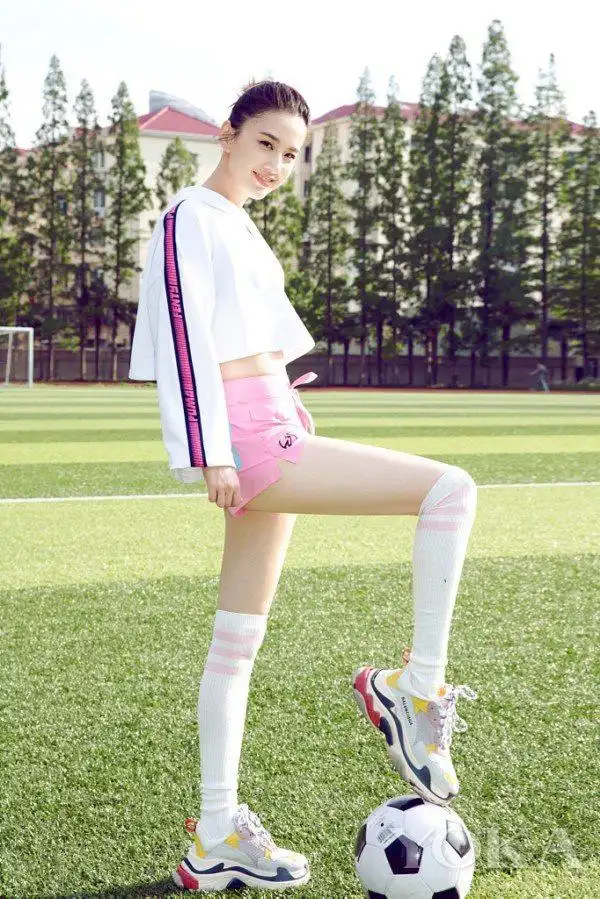 数码后期夏天你最需要一条小短裤 显高露腿绽放你的美