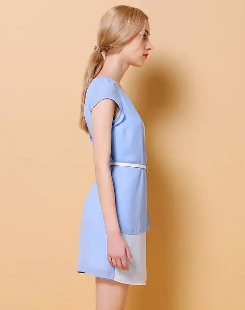冰蓝色拼接大方短袖连衣裙