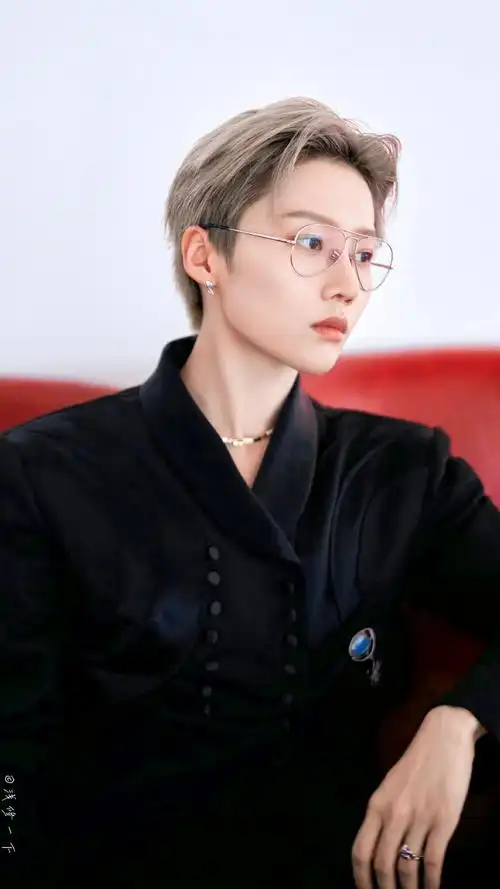 刘雨昕|眼镜可以半永久#刘雨昕法国希思黎睿秀护发品牌代言人