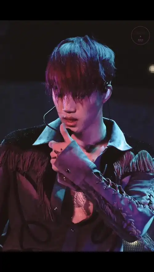 天生ace人间gucci幸福哲学宠饭小熊画报匠人顶级舞台掌控力#金钟仁