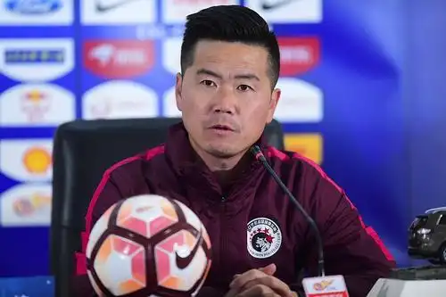 来自u20女足国家队的主教练王军,来自广州城队的肇俊哲,来自香港的u16