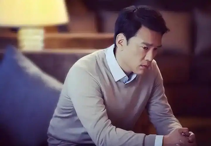 曾穷到租不起房子,演富豪花三十万定制西装,王耀庆成名往事