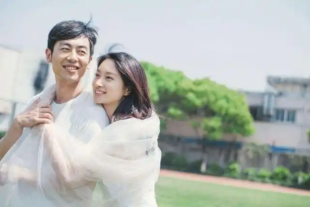 朱的妻子竟然是她 35岁气质不输马伊琍!