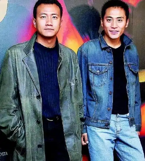 22年不敢相望的胡军与刘烨两位钢铁直男的爱恨情仇