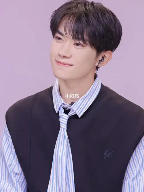 易烊千玺的老婆点点赞06