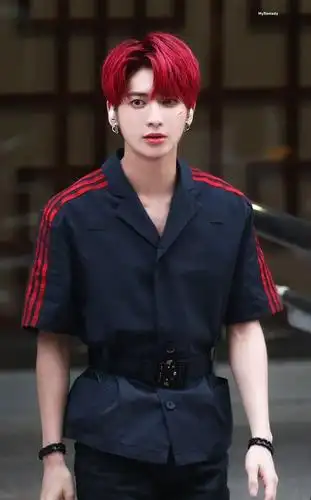 祝档4姜太显0205生日快乐ourgoldenboytaehyun