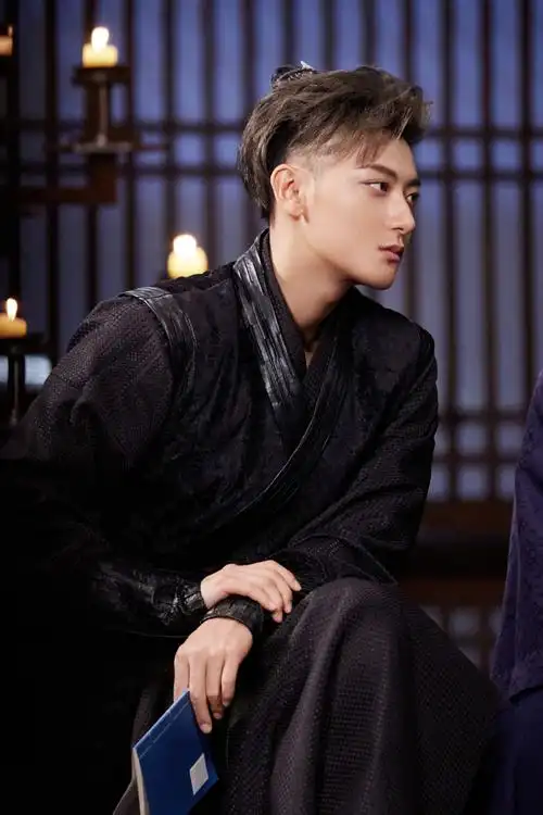 黄子韬萌探探探案3