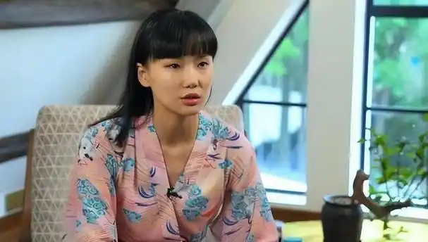 明明歌词低俗,当年却火得一塌糊涂?如今这些歌越听越奇怪