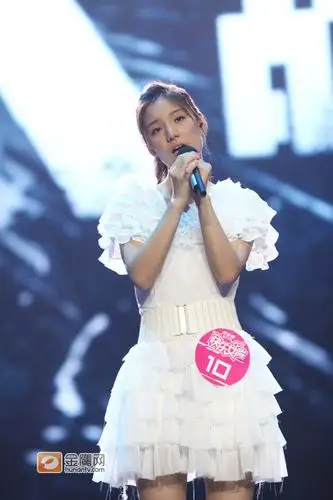 快女总决赛罗大佑助阵 全国9强诞生陆翊遭淘汰