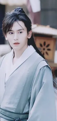 谁人不爱周子舒