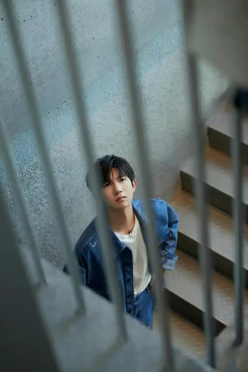 王源 想要一个全是王源照片的评论区#少年感 - 抖音