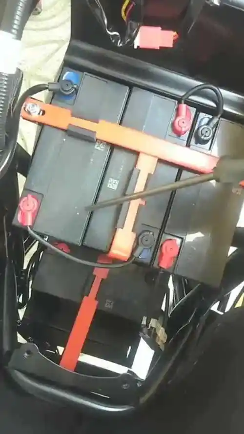 生活小技巧电动车48v20电池串联接线