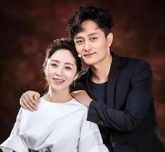 二婚娶小10岁娇妻,如今的他怎样了|乐队|郭津彤|星光大道_网易订阅