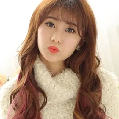 适合圆脸的长发型推荐4款美发时尚瘦脸显气质