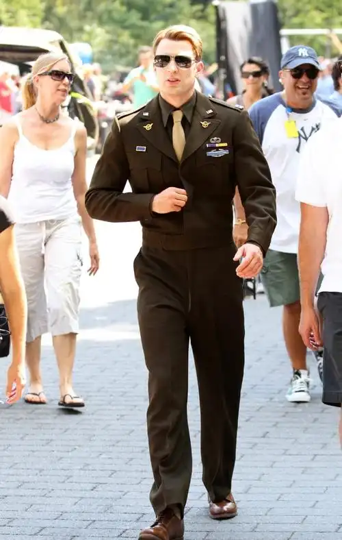 美国队长chris evans军装