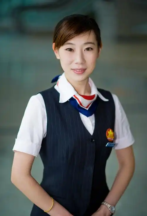 交通银行大堂经理 吴玥