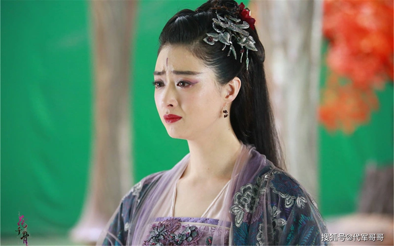 蒋欣《小舍得》演技爆发力获赞!回顾蒋欣饰演的八大经典角色