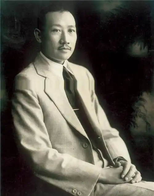 原创法租界要杜月笙去办无法办到的事杜为难时官场老手教杜一个字