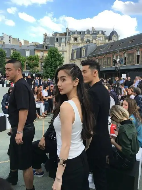 > angelababy黄晓明恩爱写真图片(1/9)