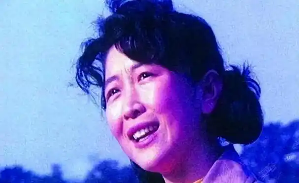 唐国强这个名字,全国观众都非常熟悉.