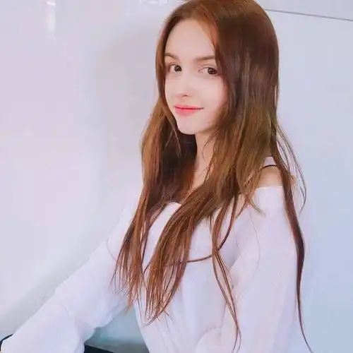 elina19岁0202生活在韩国的乌兹别克斯坦女孩