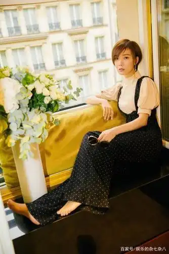 王珞丹近来"入不敷出",着急想成为流量明星,半夜在线求翻红