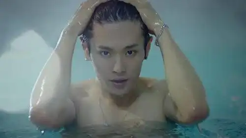 新人男团uniq公开第四位成员-李汶瀚