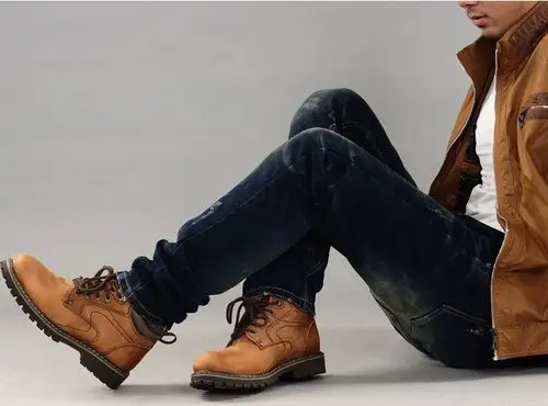 爱靓网 服装服饰 鞋鞋生花 男鞋 > 正文 点击图片翻页 男士军靴搭配