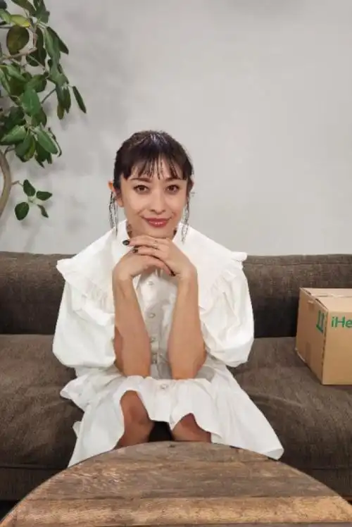 小栗旬结婚11年回避出轨丑闻,日媒公开他与山田优约会照为其正名