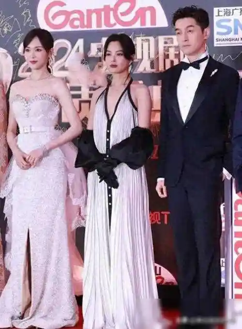 品质盛典红毯:明星状态大比拼,关晓彤脸肿,唐嫣李沁状态佳
