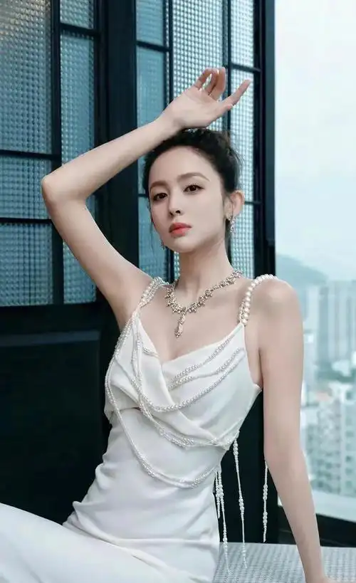 古力娜扎明星壁纸(50)