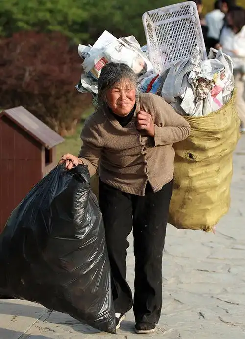 生活,不应该如此艰辛