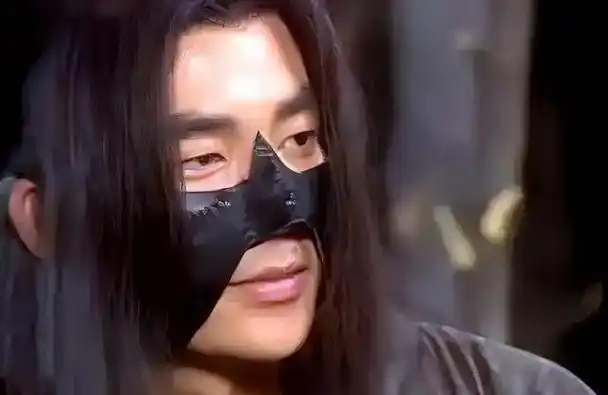 无论是1998年《神雕侠侣》中英勇潇洒的杨过,还是《笑傲江湖》中不羁