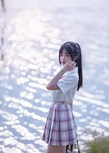 梳着单马尾的jk少女,白天等到黑夜,待烟花散尽,你会到我身边吗