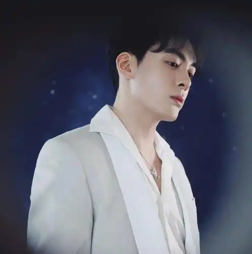 微信头像曾舜晞