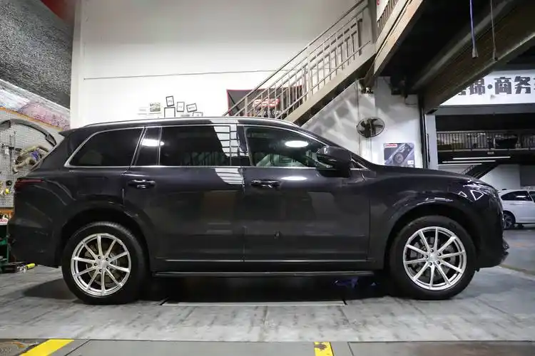 全新风采:理想one轮毂改装记录