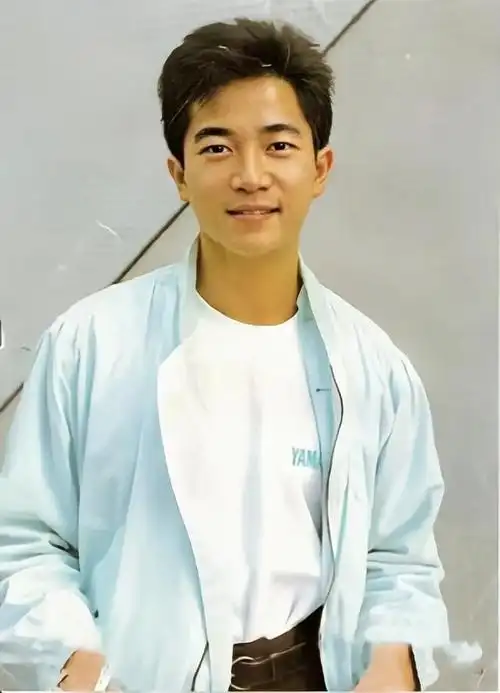 明星怀旧系列图片壁纸～陈百强