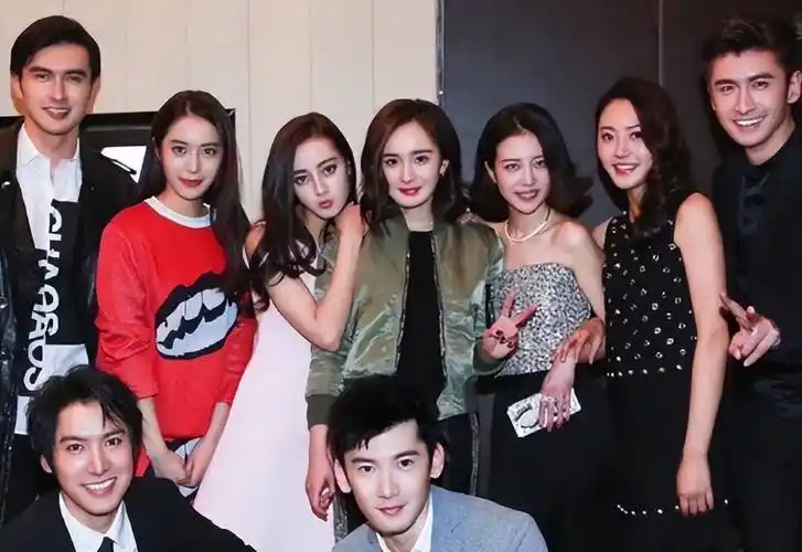 "6年,这三位当事人的差距一目了然,原来早有预兆_刘恺威_杨幂_王鸥