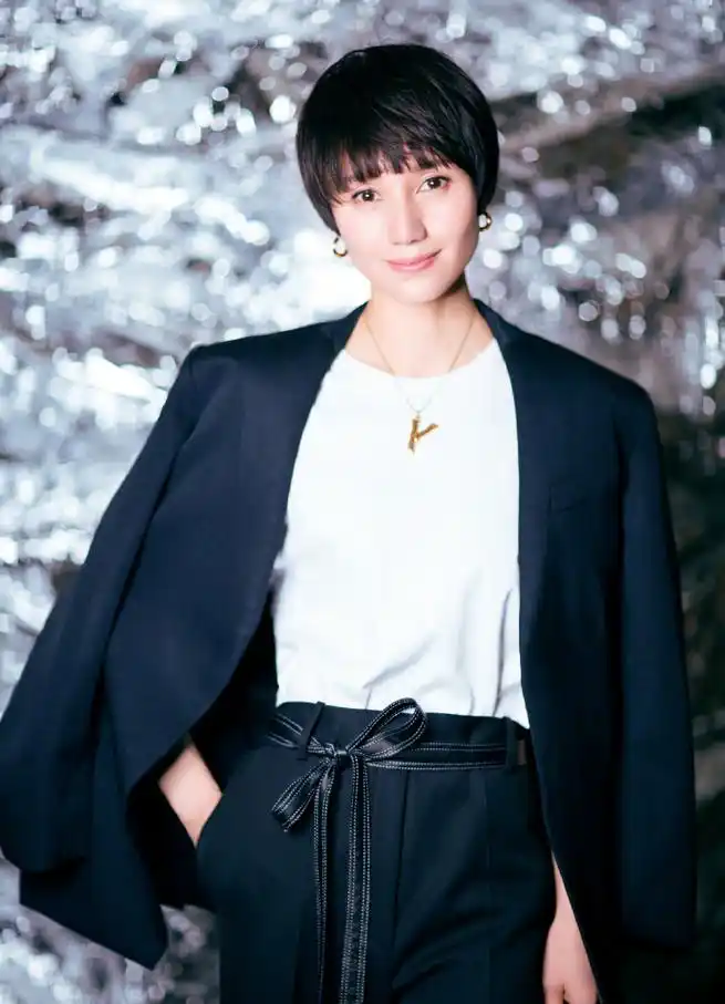 袁泉优雅高级时尚写真图片46