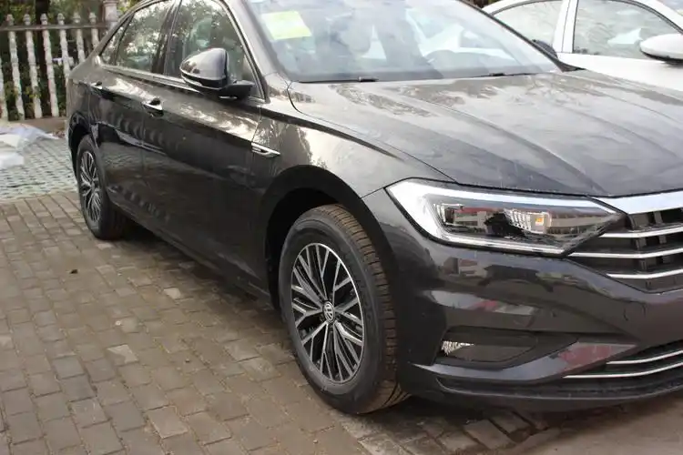 2021款大众速腾实拍,新增8英寸仪表,配1.2t/1.4t_易车