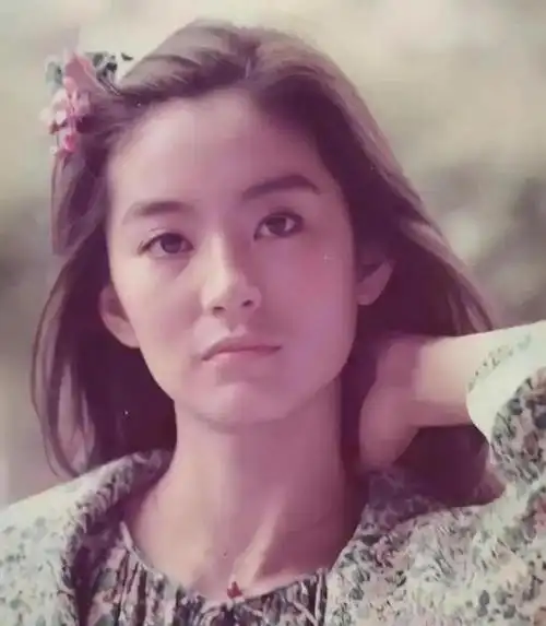 秦汉与林青霞虐恋20年看了他如今的处境证明周润发没说错